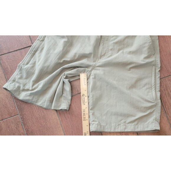 REI Shorts 34 UPF 50+ Outdoor Hiking Camping Nylon Fishing Pockets Flat Front - Picture 6 of 9